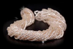 Preciosa Ornela Two-Cut Light Rose Silver Lined Beads