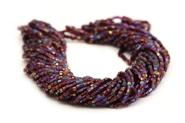 Preciosa Ornela Two-Cut Transparent Garnet Rainbow Beads